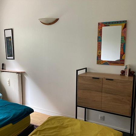 Ferienwohnung Vue Sur Jardin, 3 Pieces Paris Exterior foto